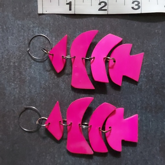 *Vintage* wooden fishbone earrings - Picture 7 of 8